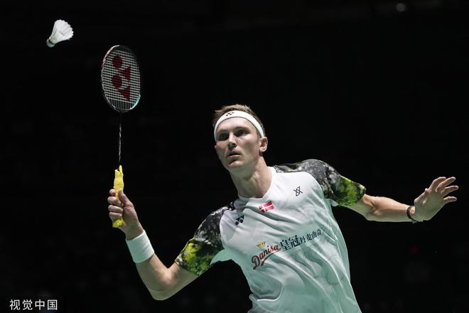 钟的激烈竞 钟的激烈竞