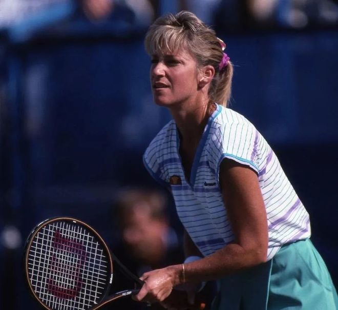 充满活力的 充满活力的