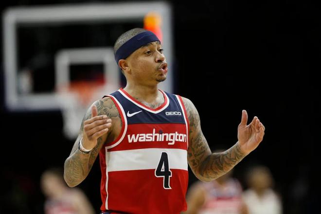 在现代足坛 在现代足坛