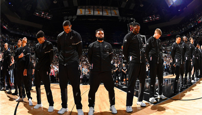 避免给鹈鹕 避免给鹈鹕