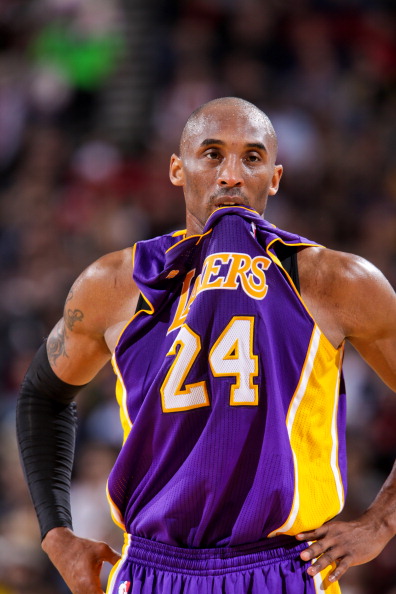 可以看他近 可以看他近